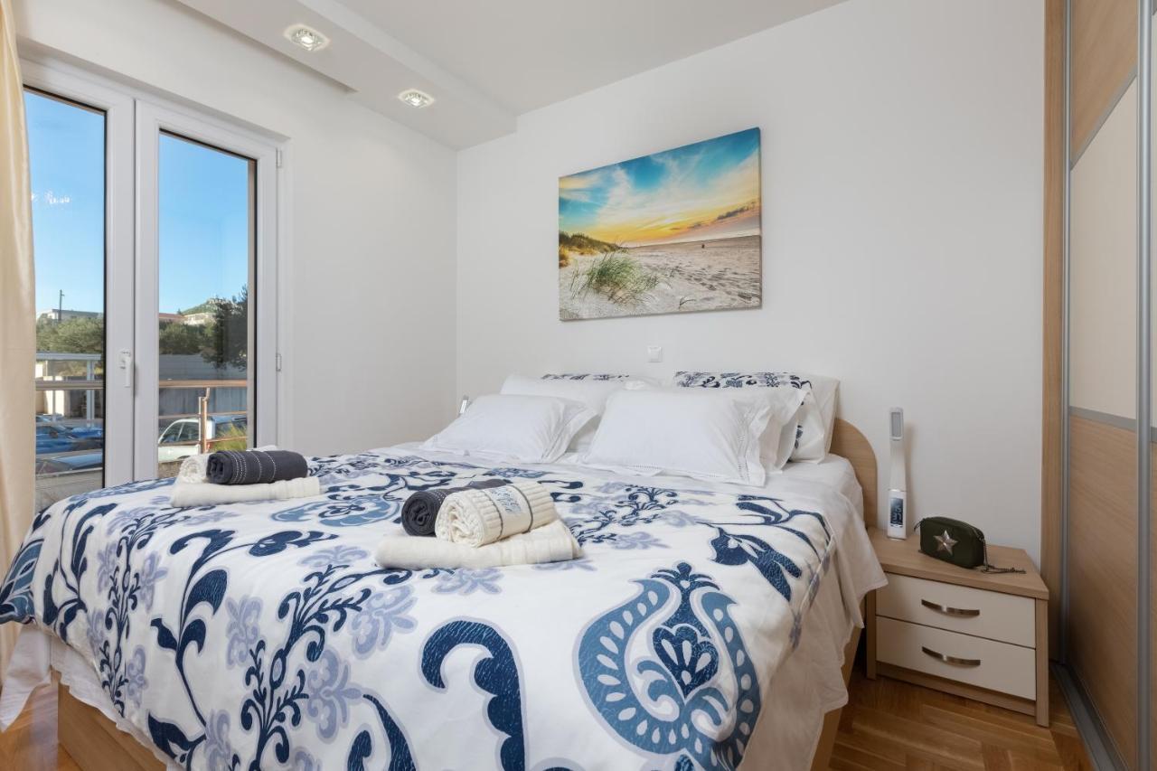Luxury Apartman Sky With Sea View And Whirlpool Makarska Exterior foto