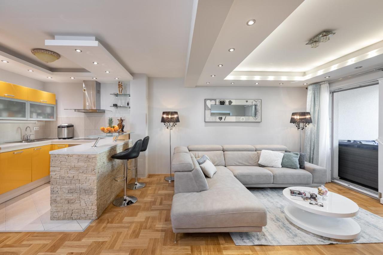 Luxury Apartman Sky With Sea View And Whirlpool Makarska Exterior foto