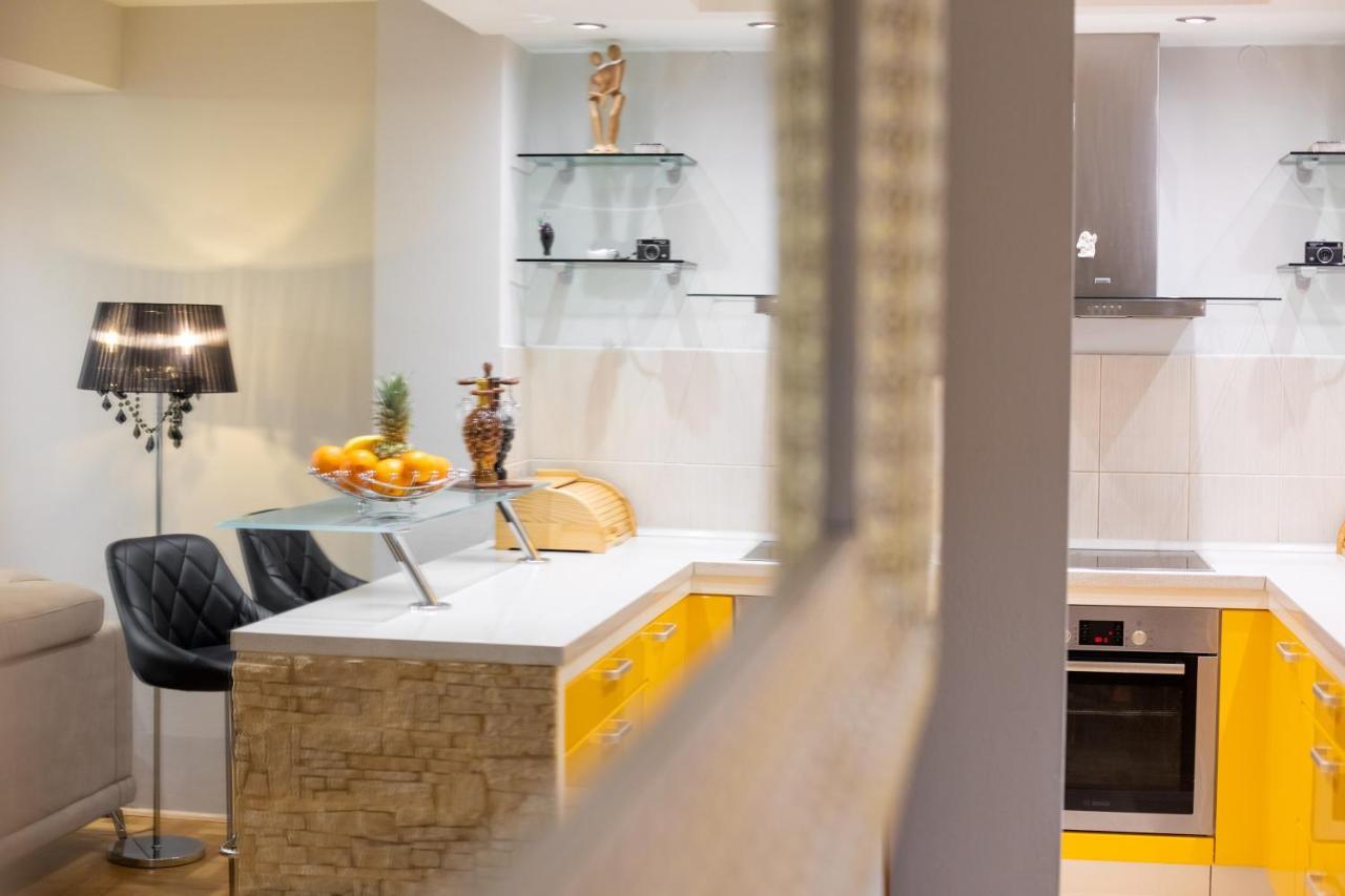Luxury Apartman Sky With Sea View And Whirlpool Makarska Exterior foto